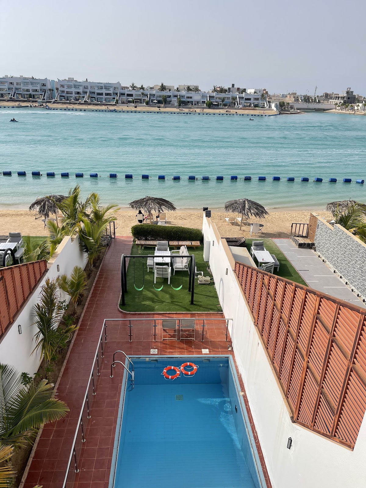 شواطئ